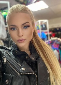 Фото проститутки вика №3 в городе Волжск